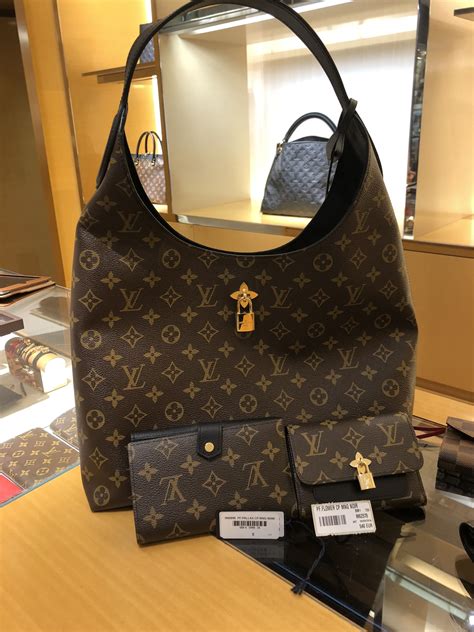 louis vuitton bags price in paris|louis vuitton paris handbags price.